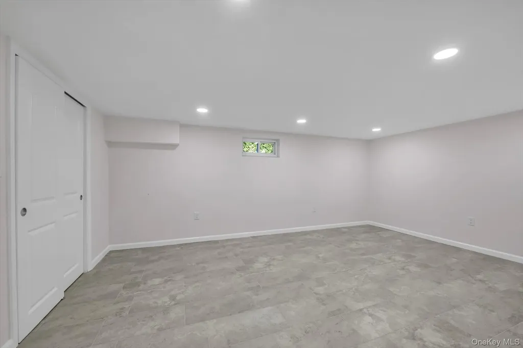 1594 Union Avenue Hewlett NY 11557
