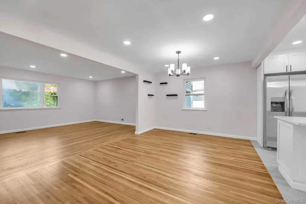 1594 Union Avenue Hewlett NY 11557