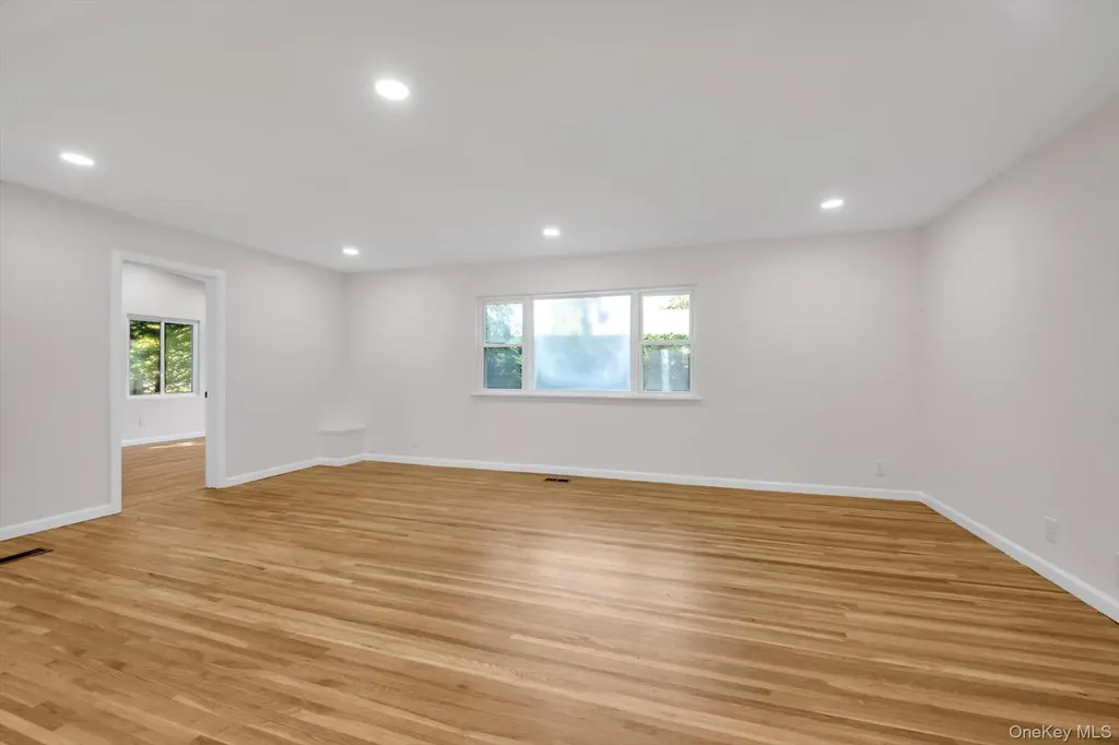 1594 Union Avenue Hewlett NY 11557
