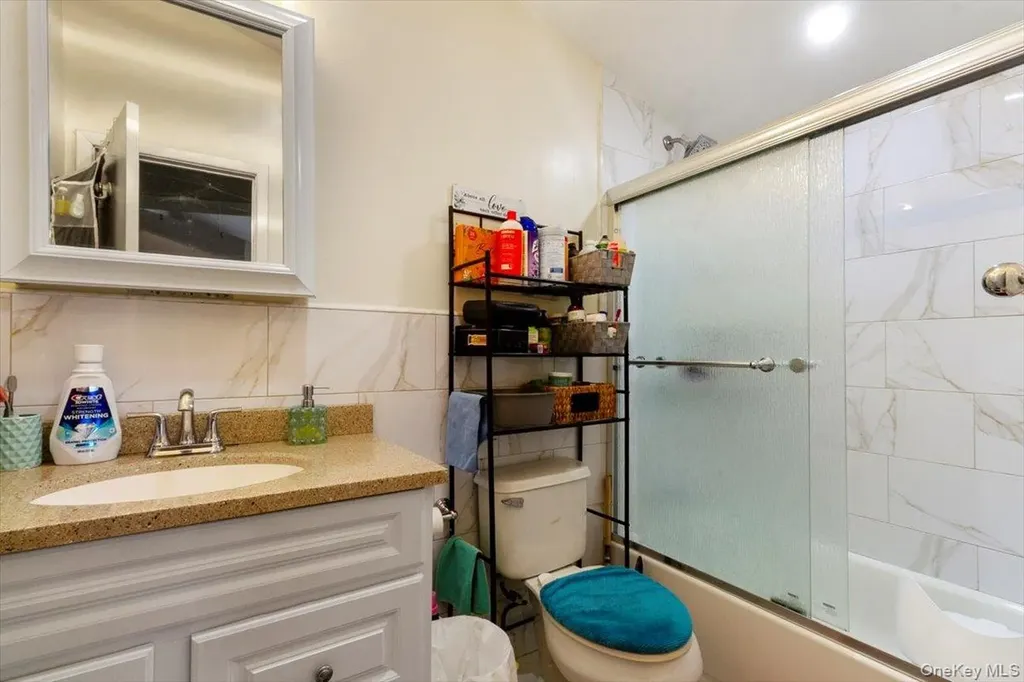 3665 Boller Avenue Bronx NY 10466