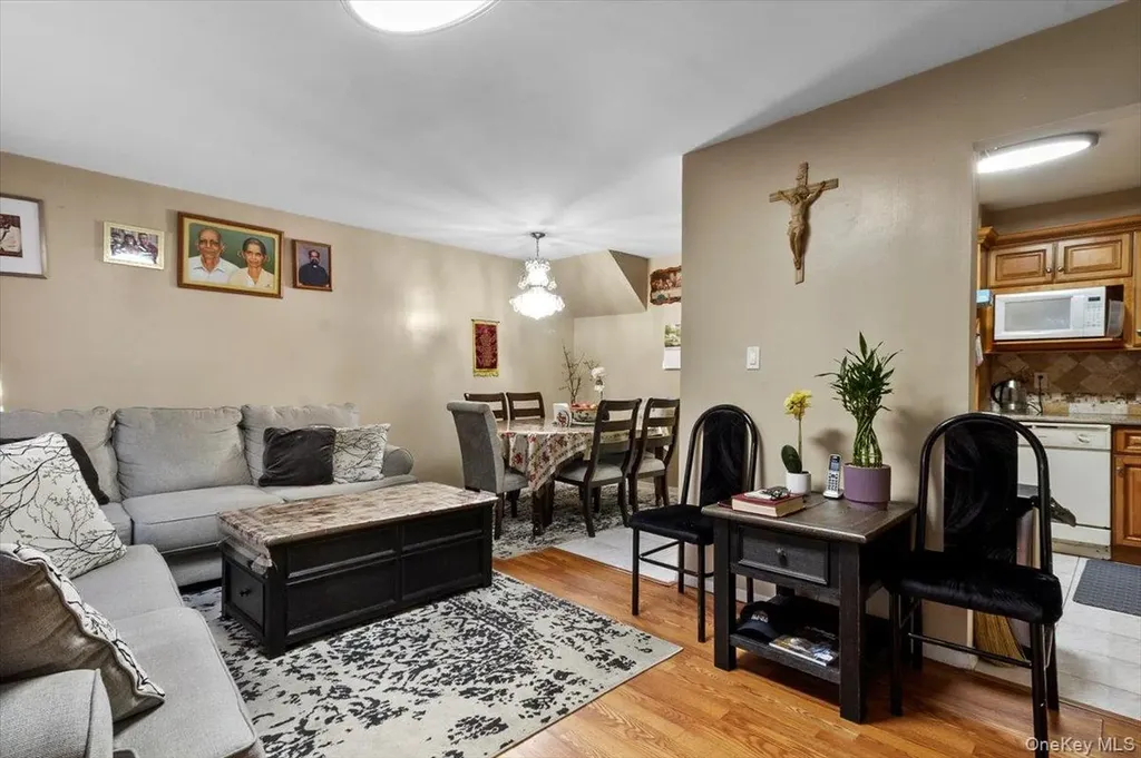 3665 Boller Avenue Bronx NY 10466
