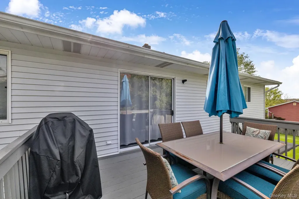 25 Wayne Drive Middletown NY 10940