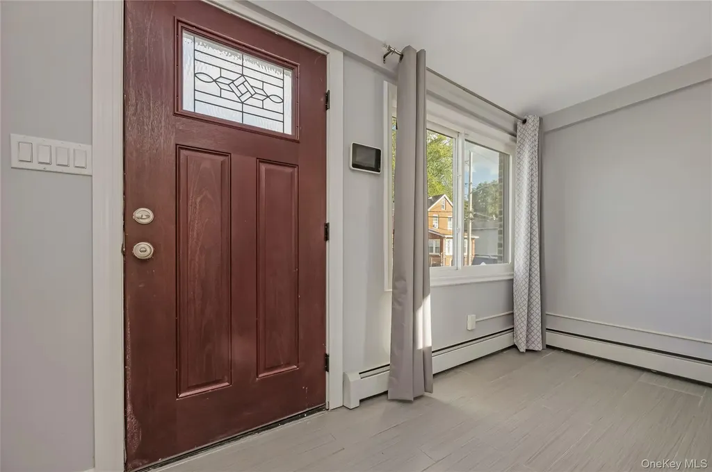 257 Biltmore Avenue Elmont NY 11003