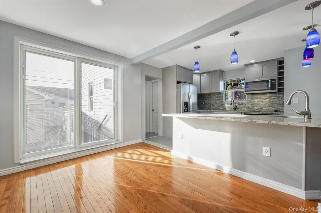 257 Biltmore Avenue Elmont NY 11003