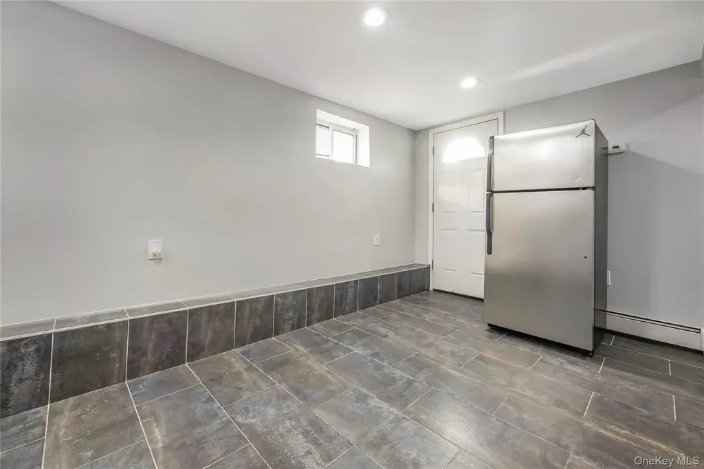 257 Biltmore Avenue Elmont NY 11003