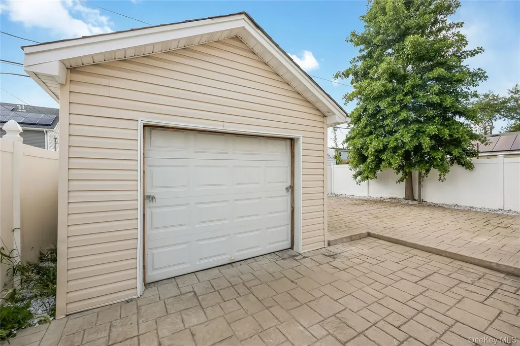 257 Biltmore Avenue Elmont NY 11003