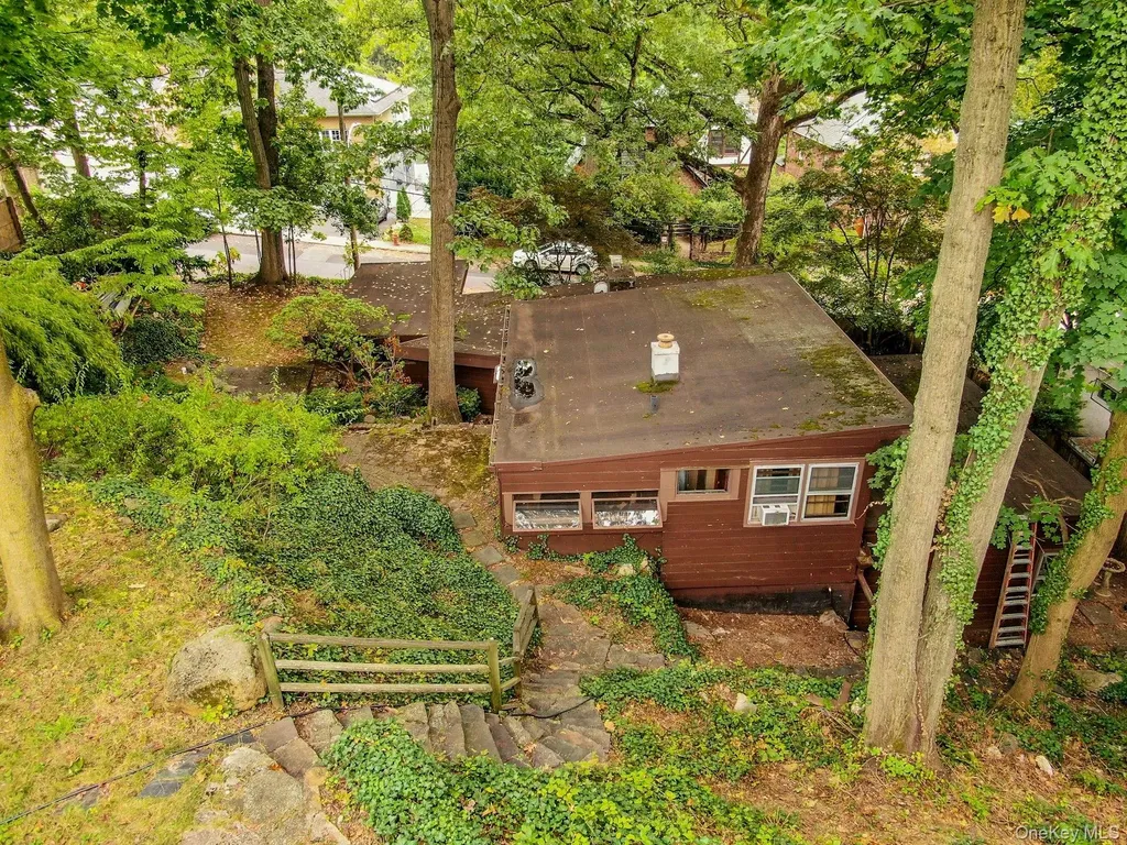 85 Aka 87 Lefferts Road Yonkers NY 10705