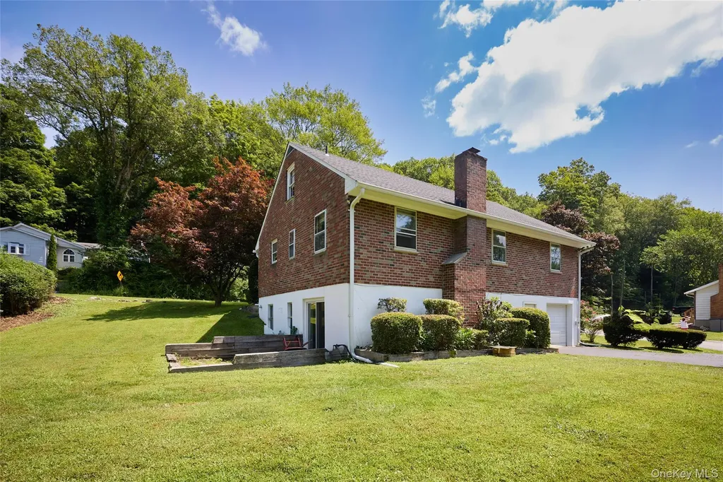 252 Towners Road Carmel NY 10512
