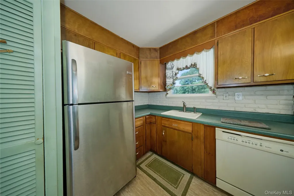 252 Towners Road Carmel NY 10512