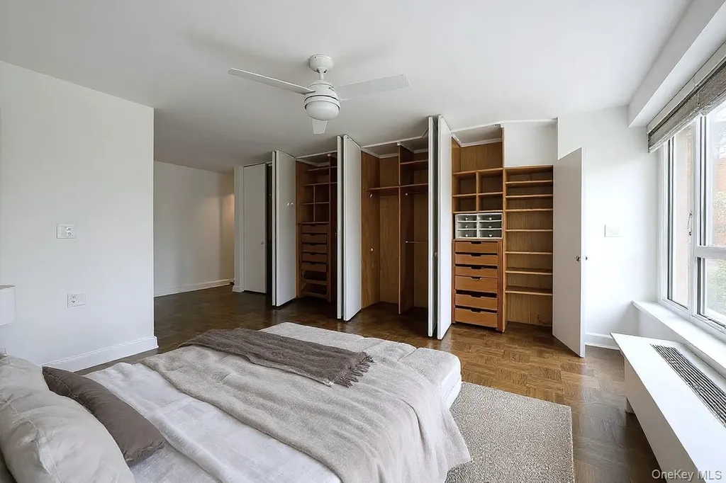 166-25 Powells Cove Boulevard Beechhurst NY 11357