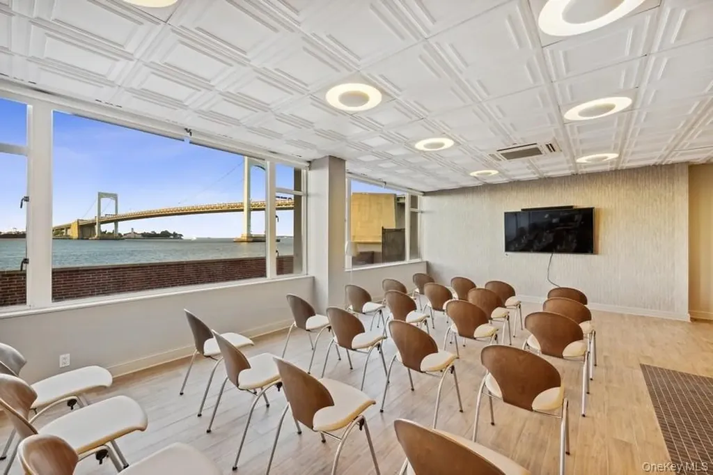 166-25 Powells Cove Boulevard Beechhurst NY 11357