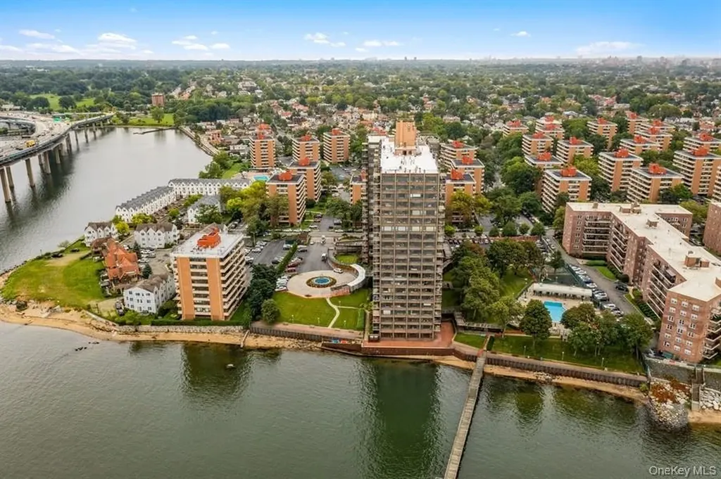 166-25 Powells Cove Boulevard Beechhurst NY 11357