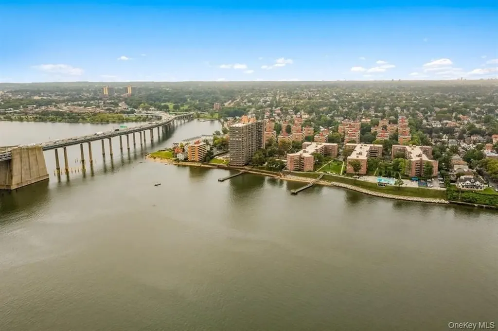 166-25 Powells Cove Boulevard Beechhurst NY 11357