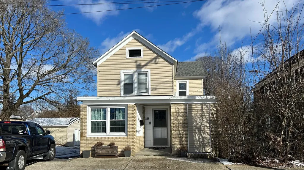 226 Sweezy Avenue Riverhead NY 11901