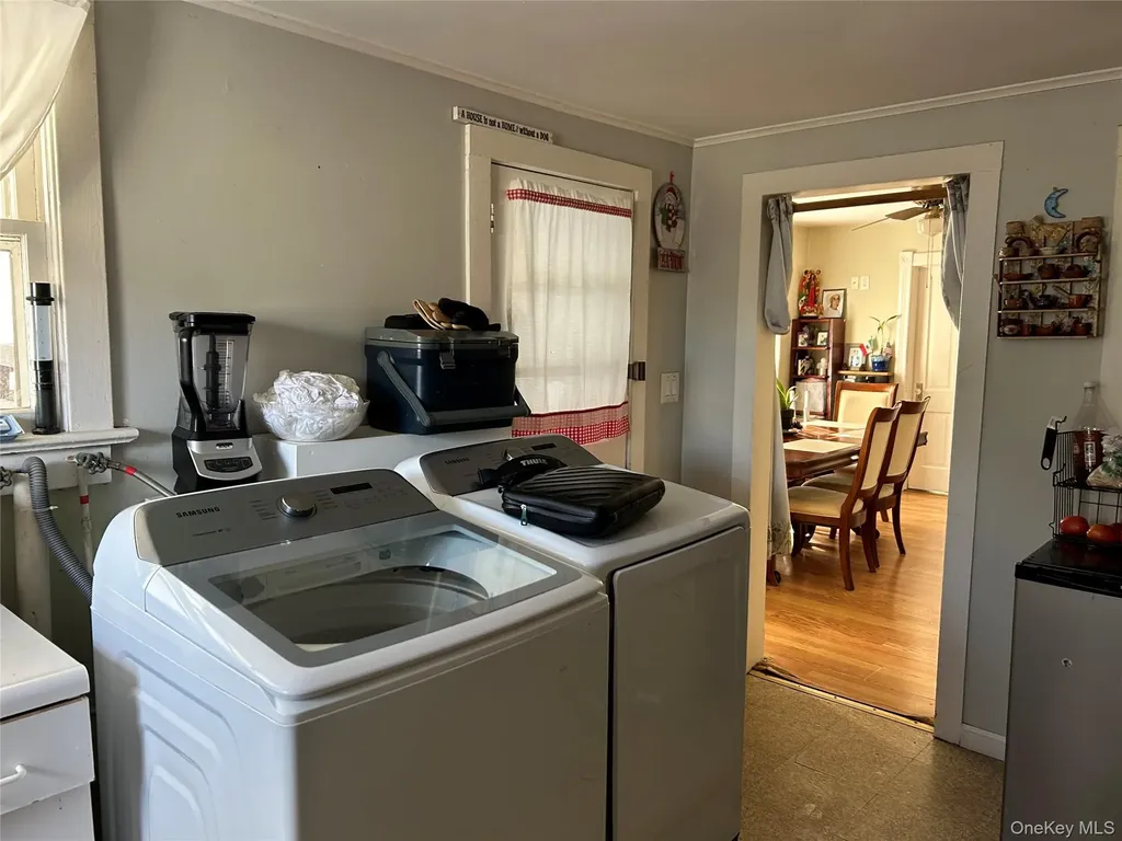 226 Sweezy Avenue Riverhead NY 11901