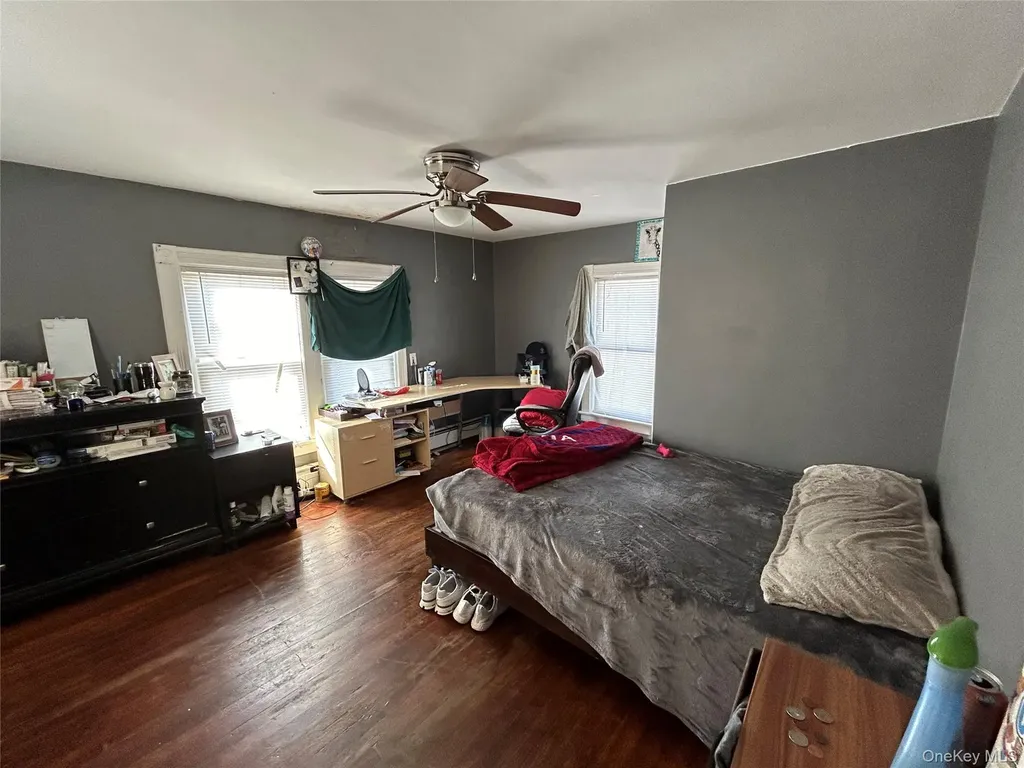 226 Sweezy Avenue Riverhead NY 11901