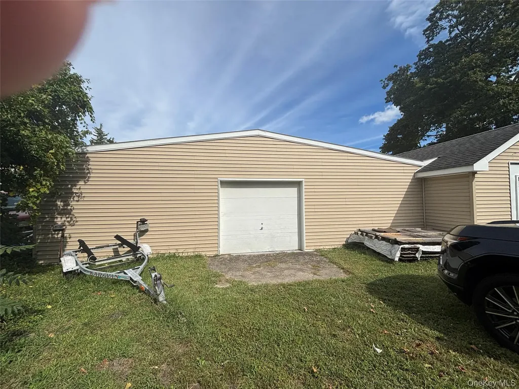 226 Sweezy Avenue Riverhead NY 11901