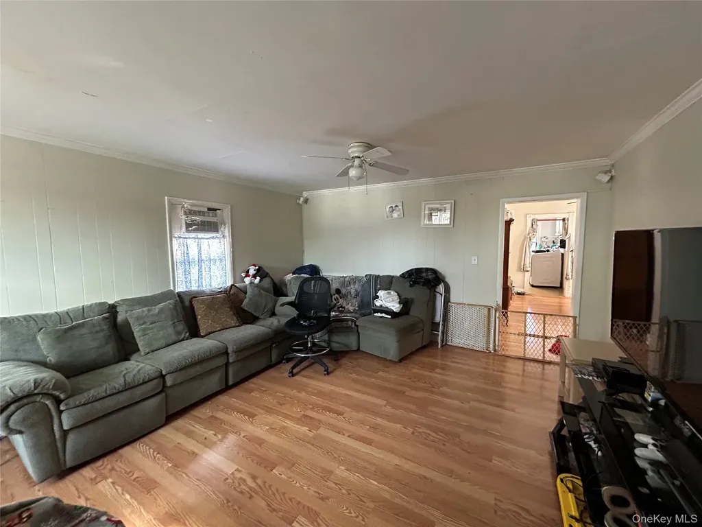 226 Sweezy Avenue Riverhead NY 11901