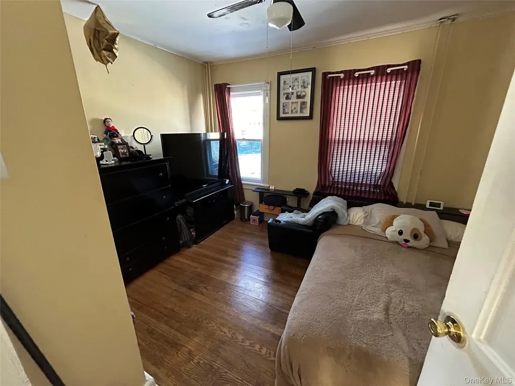 226 Sweezy Avenue Riverhead NY 11901