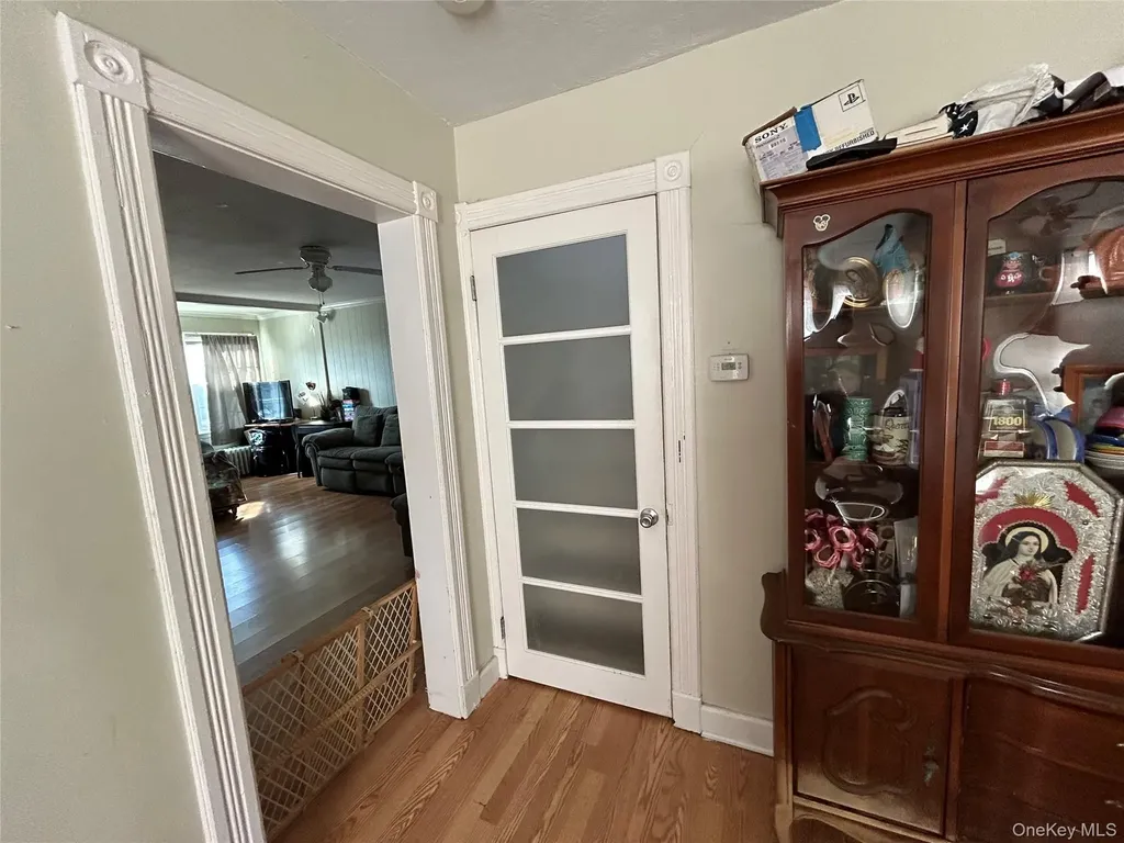 226 Sweezy Avenue Riverhead NY 11901