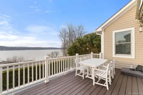16 Fairlawn Avenue Dobbs Ferry NY 10522