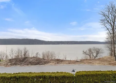 16 Fairlawn Avenue Dobbs Ferry NY 10522