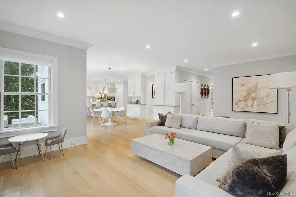 25 Hunt Place Rye NY 10580