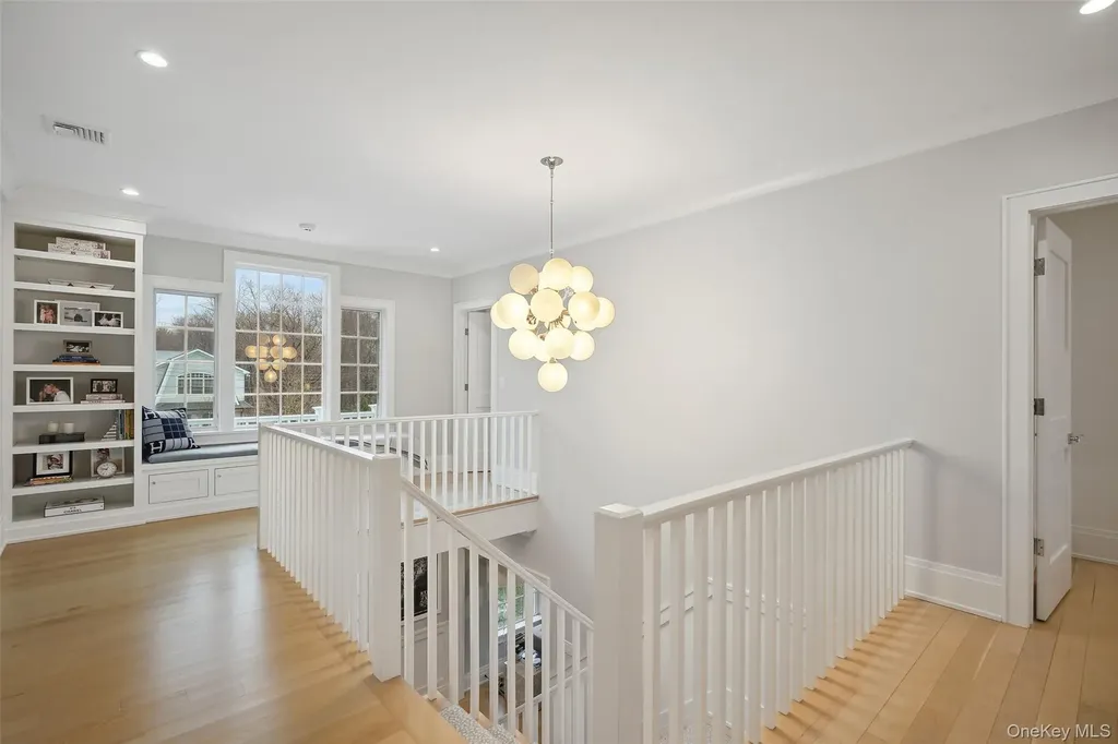 25 Hunt Place Rye NY 10580
