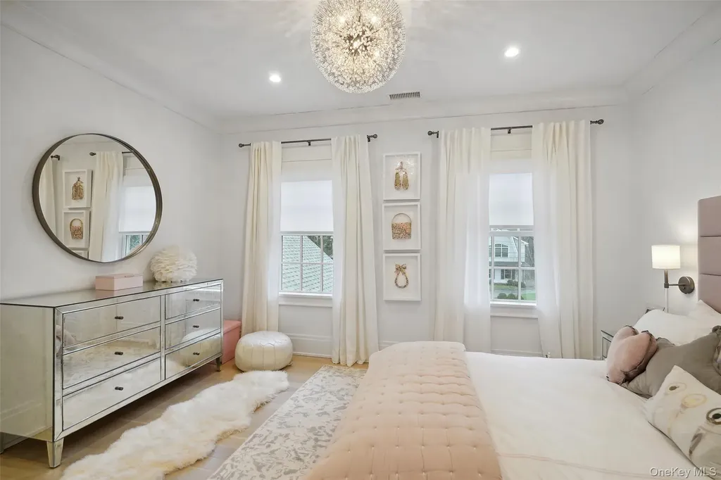 25 Hunt Place Rye NY 10580