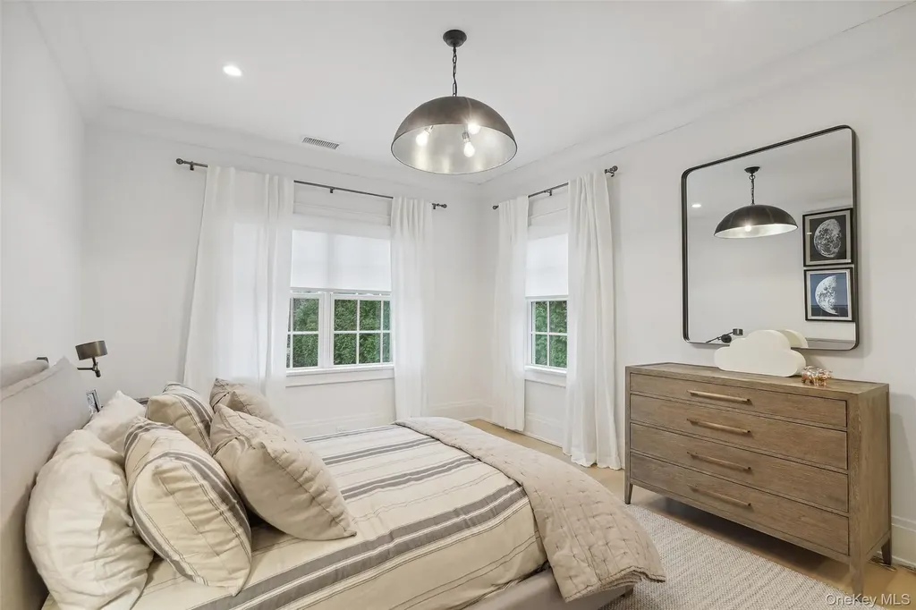 25 Hunt Place Rye NY 10580