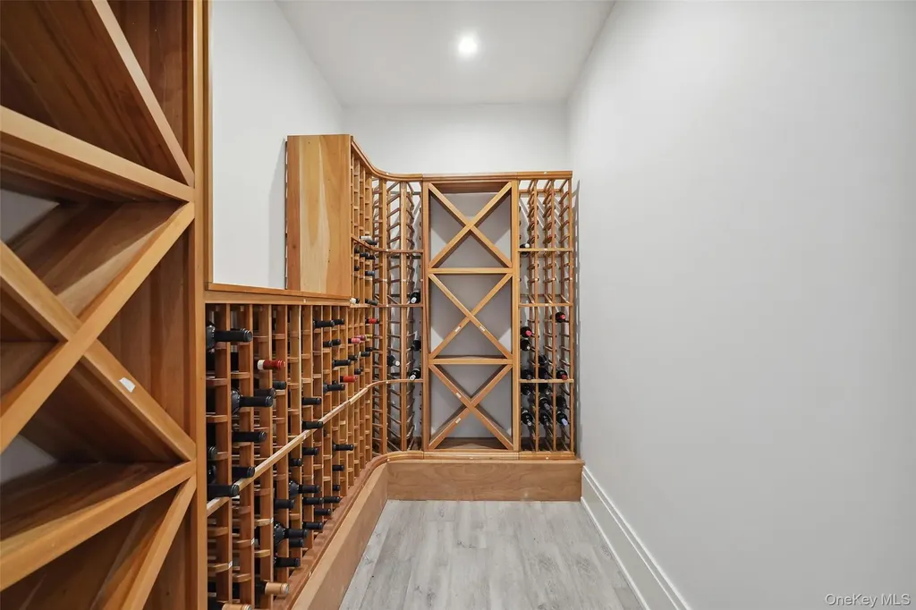 25 Hunt Place Rye NY 10580