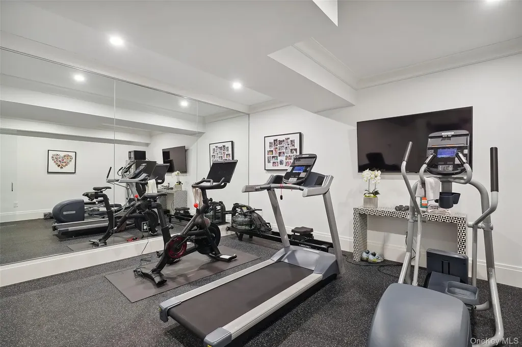 25 Hunt Place Rye NY 10580