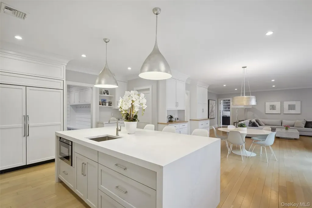 25 Hunt Place Rye NY 10580