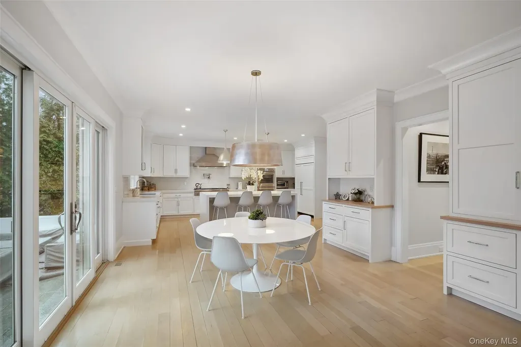25 Hunt Place Rye NY 10580