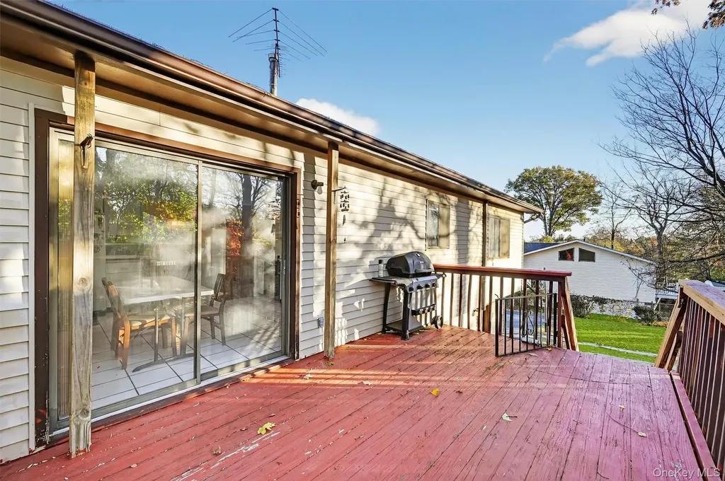 5 Schettig Court Spring Valley NY 10977