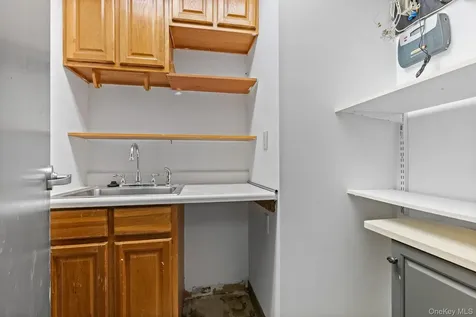 7 Riversville Road Call Listing Agent NY 06831