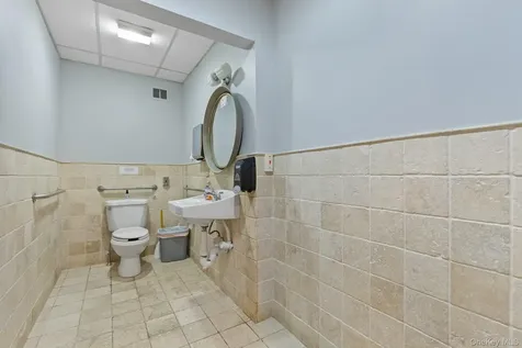 7 Riversville Road Call Listing Agent NY 06831