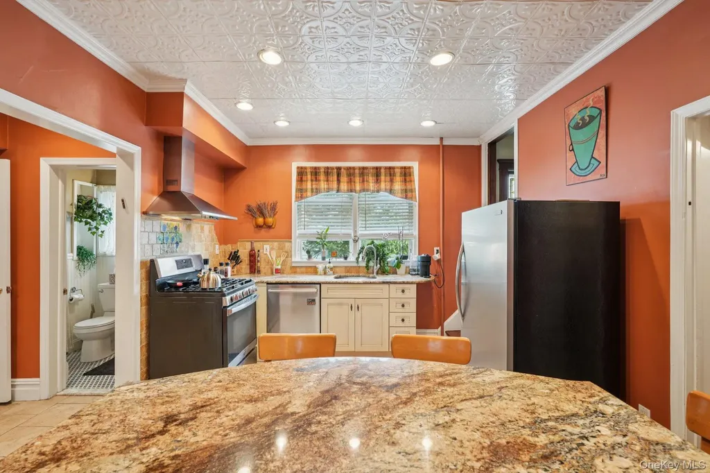 74 E Maple Avenue Suffern NY 10901