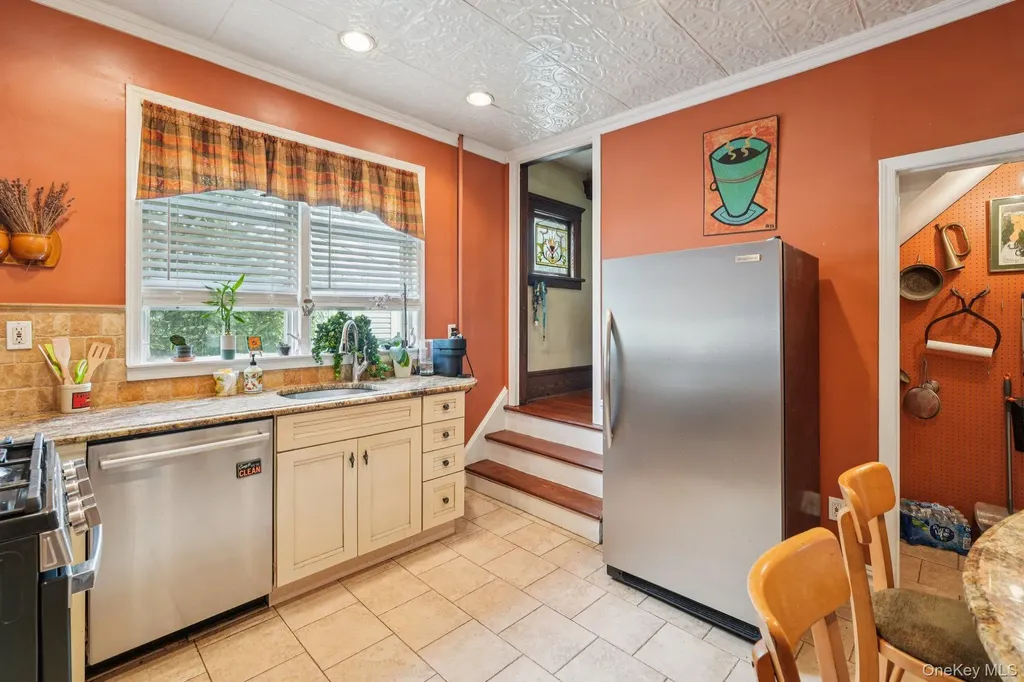 74 E Maple Avenue Suffern NY 10901