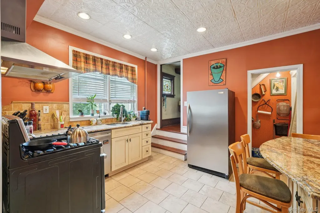 74 E Maple Avenue Suffern NY 10901