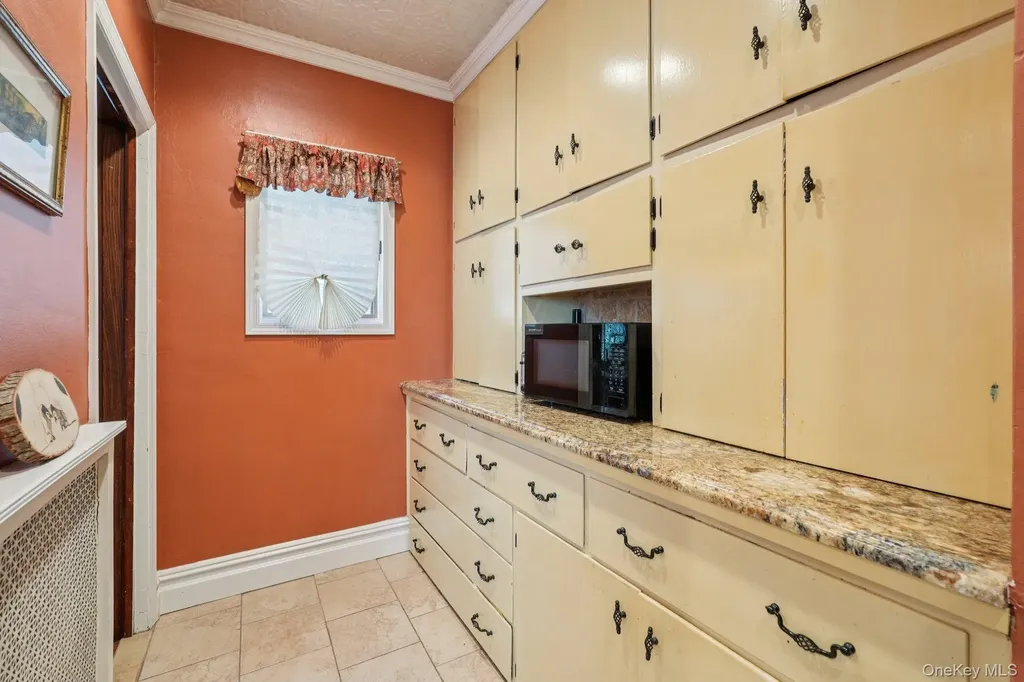 74 E Maple Avenue Suffern NY 10901