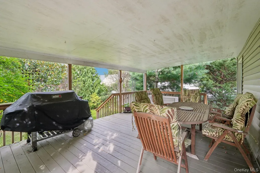 74 E Maple Avenue Suffern NY 10901