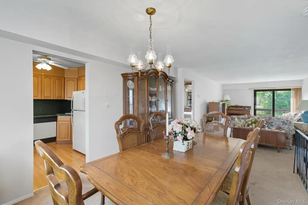 348 Mariners Way Copiague NY 11726