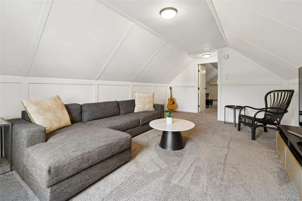 1181 Fireplace Road East Hampton NY 11937