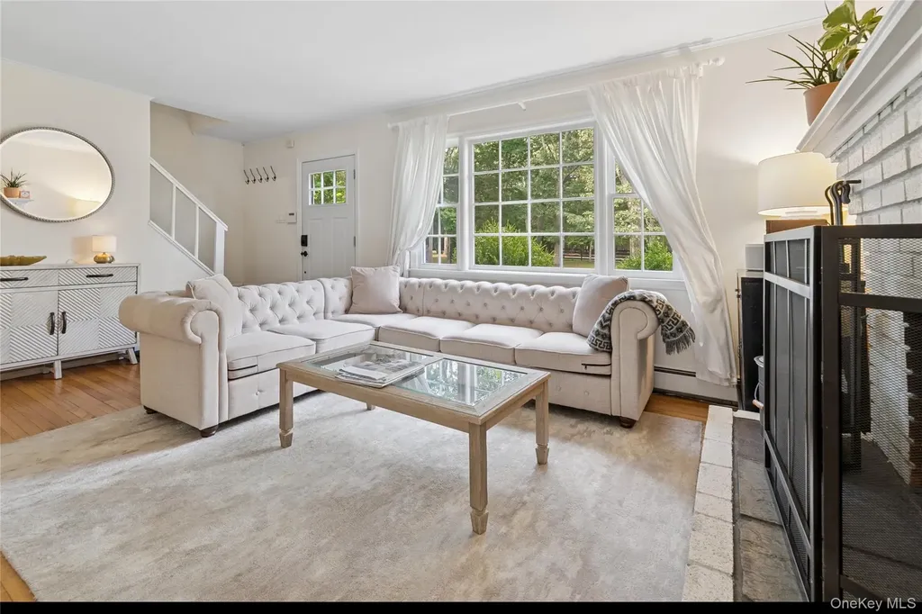 1181 Fireplace Road East Hampton NY 11937