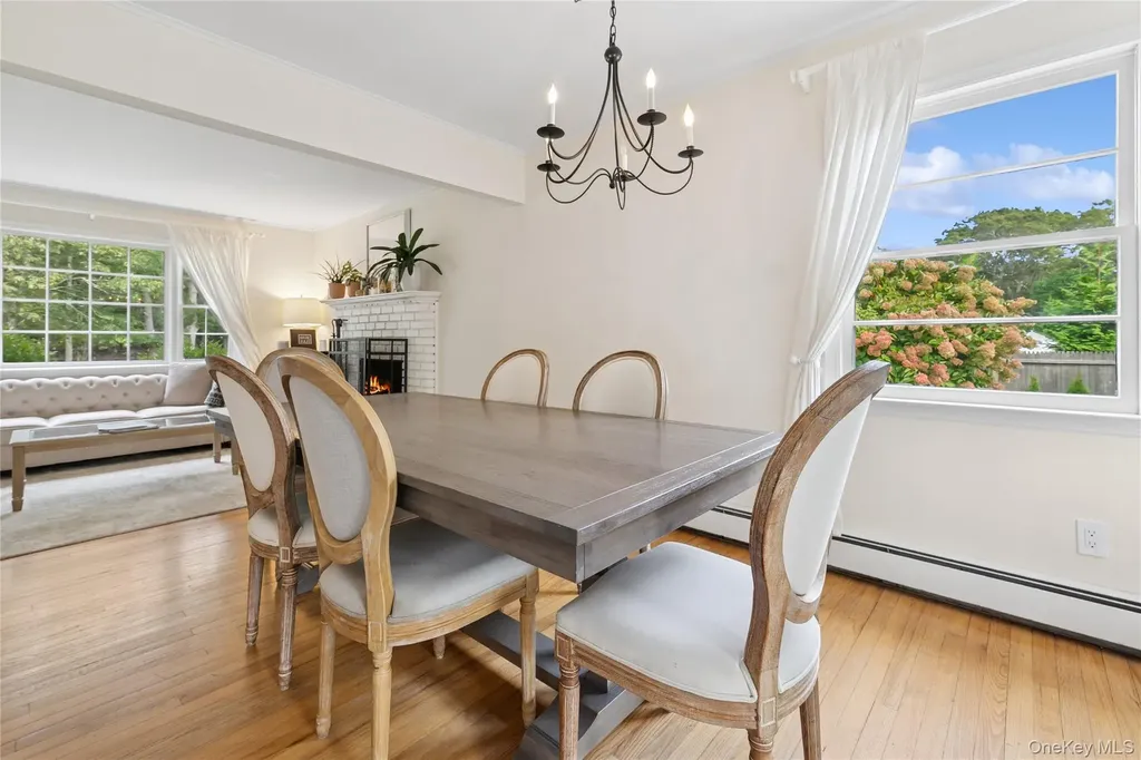 1181 Fireplace Road East Hampton NY 11937