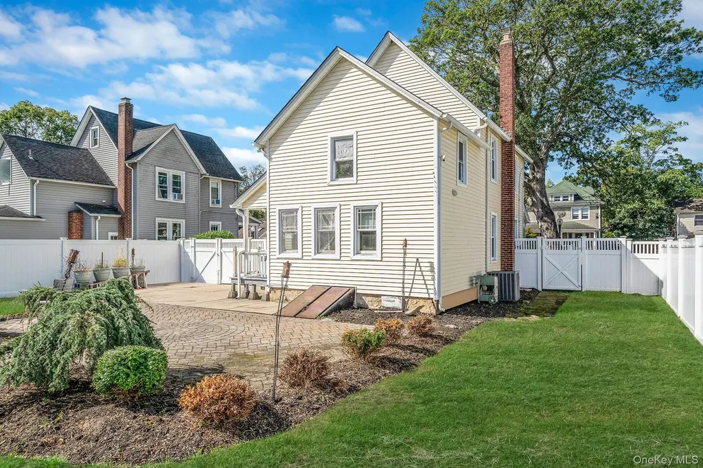 219 North Ocean Avenue Patchogue NY 11772