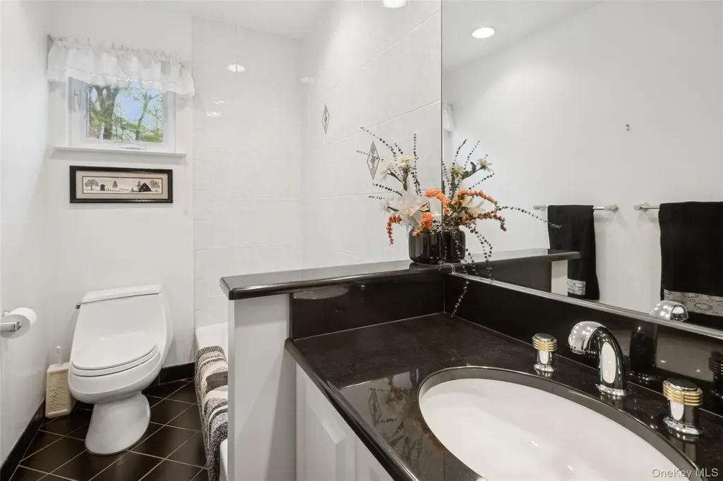 26 Jill Drive West Nyack NY 10994
