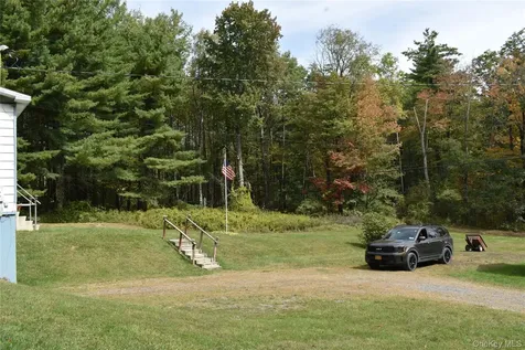 205 Middle Road Austerlitz NY 12017