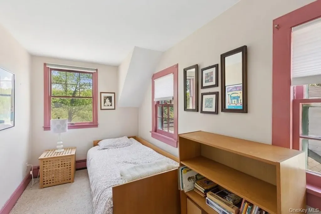 43 Hill Street Wading River NY 11792